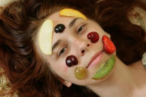 Овощи и фрукты наружно. Готовим маски для лица